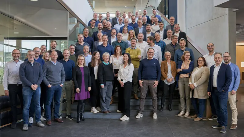 X-DIGI-Team und internationale X-ERP-Partner bei einem gemeinsamen Treffen
